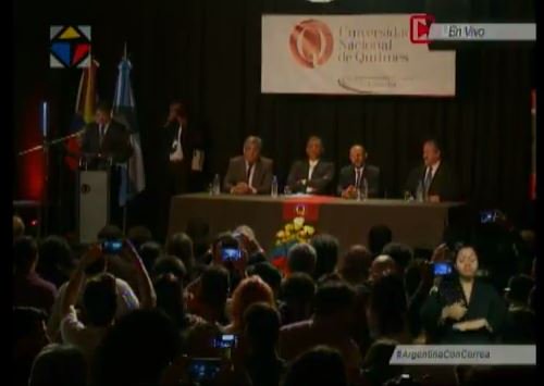 Presidencia_Ec's tweet photo. FACEBOOK LIVE ▶️ https://t.co/RtsgyxH0ys Ceremonia de otorgamiento del Doctorado Honoris Causa a @MashiRafael | #ArgentinaConCorrea https://t.co/n5zYHhFi2r