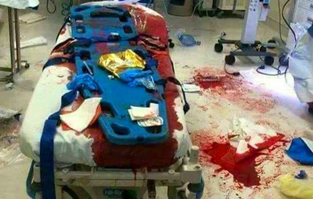 MensHealthMag's tweet photo. This nurse showed hypochondriacs what a real emergency looks like: https://t.co/21g4KGyYyd https://t.co/AHwChEsiPn