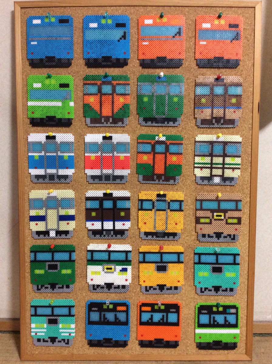 ひろちゃん Na Twitteru あらためて 並べて見ました いろいろ増えました アイロンビーズ Jr