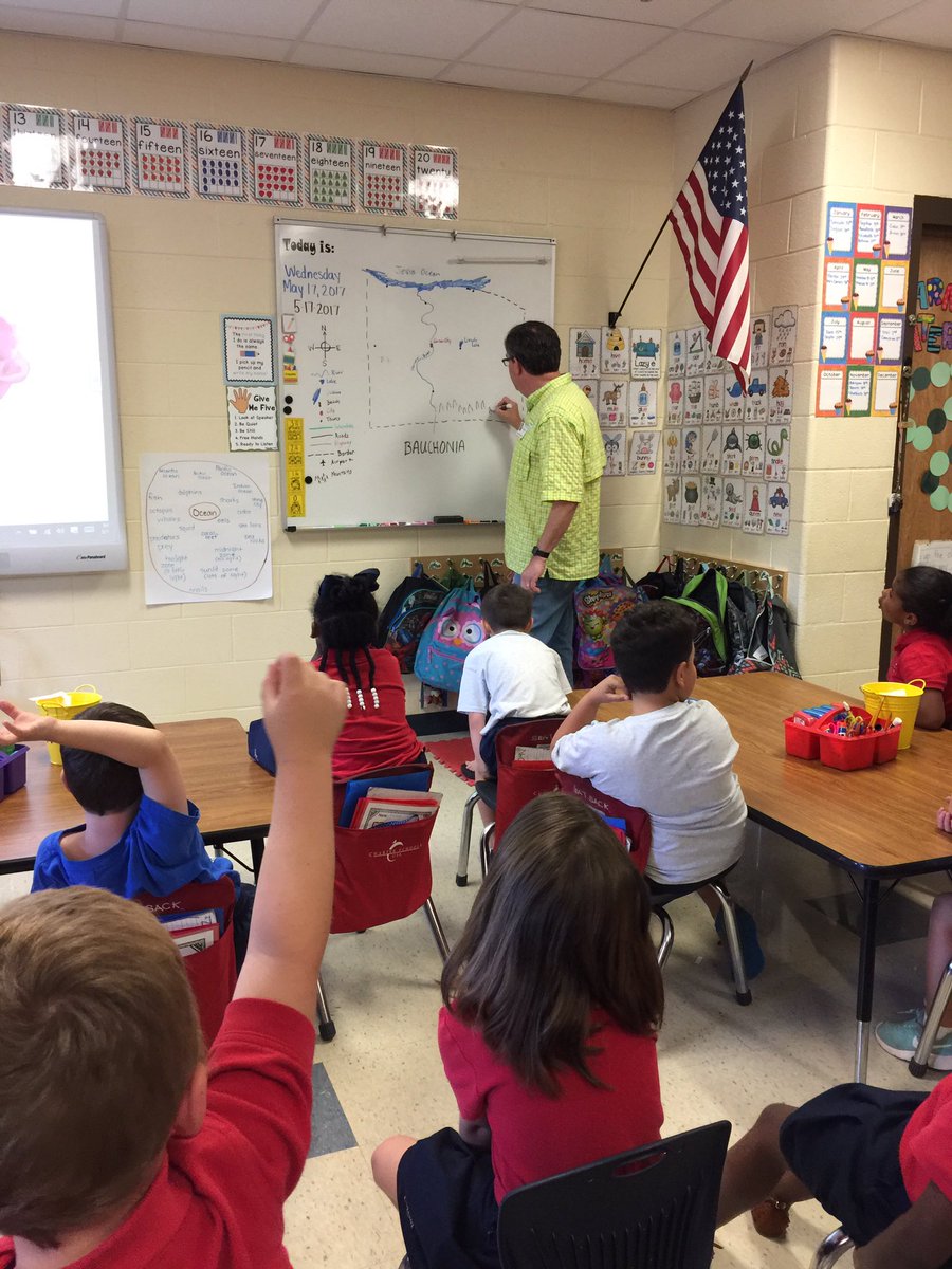 MrsEmilyCarnes's tweet photo. Mrs. Carnes' dad is visiting today, teaching us how to draw our own maps! (@ccasprincipal , the kids are loving it!) https://t.co/fHjMws7OZP