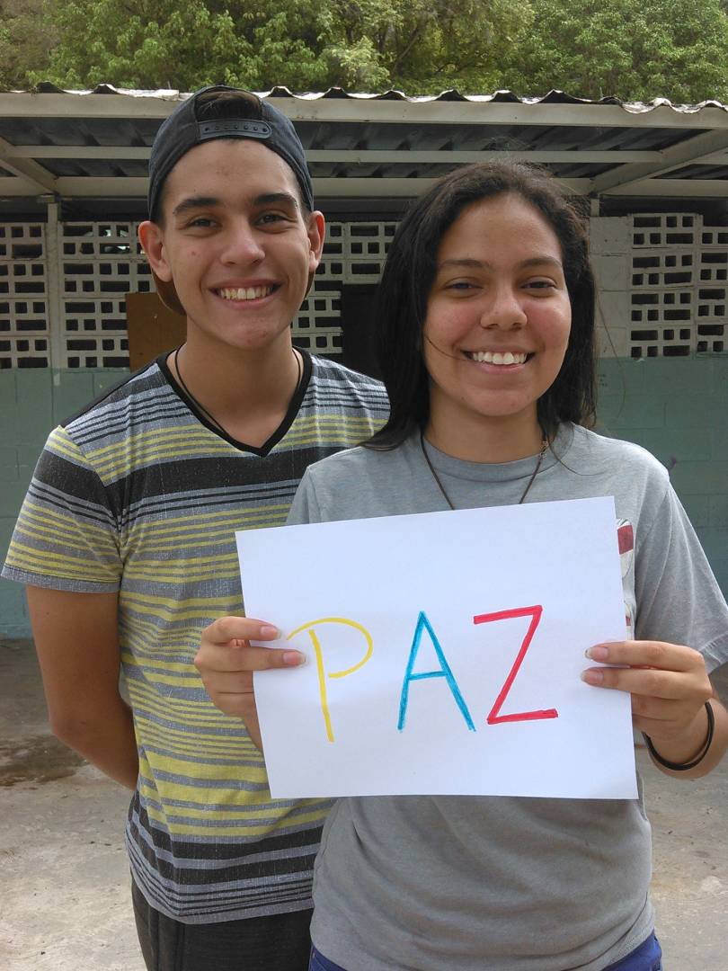 RedJovenVzla's tweet photo. #EsCompromiso generar en el país escenarios de solidaridad, compromiso y #paz, para la evolución de nuestra juventud. #RedJovenVzla https://t.co/h7CaDpEJRB