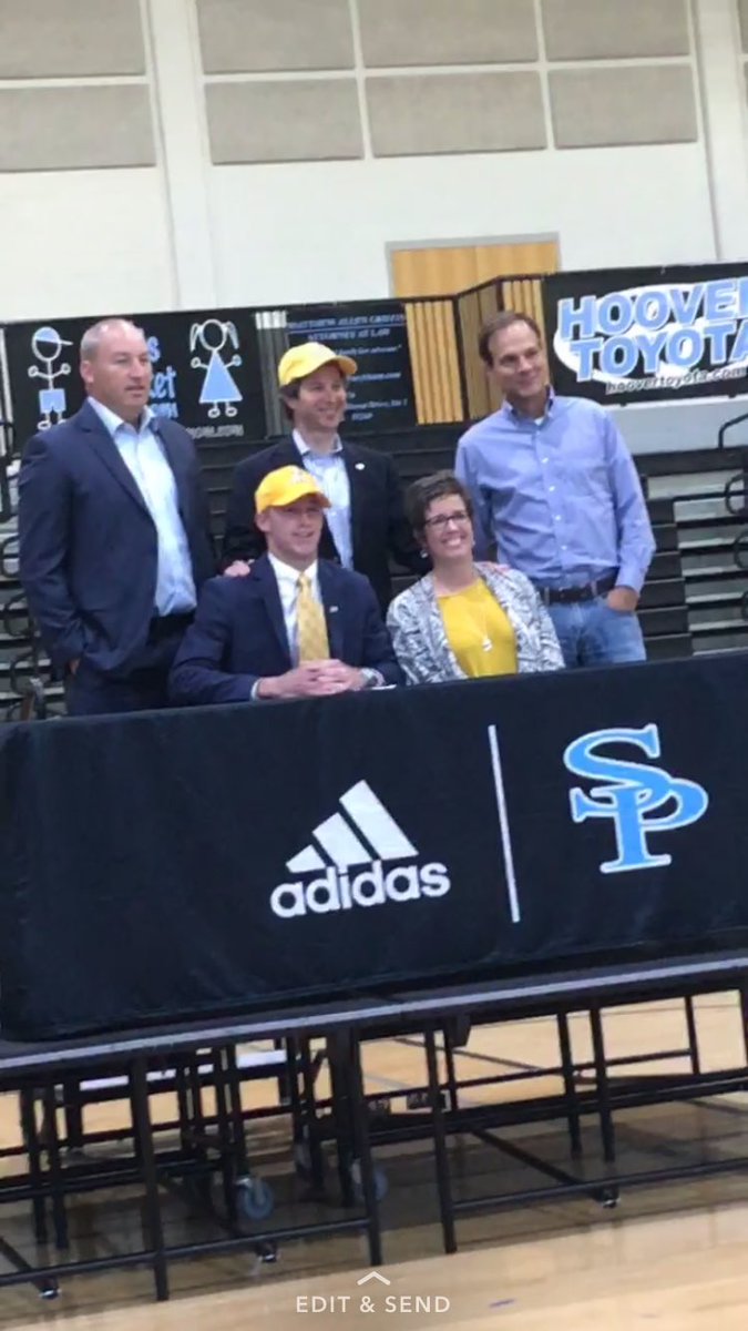 fcc_saints's tweet photo. Two of FCC Saints own moving on to the next leve for baseball and football!! Great guys! #hardwork #paysoff #multisport #athletes https://t.co/jySCVOfxwk