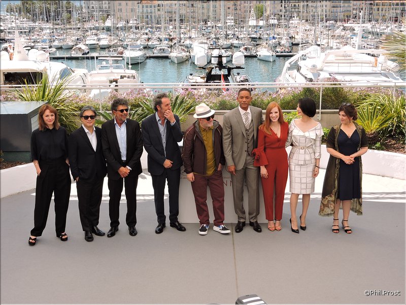 CineChronicle's tweet photo. Le beau jury de #Cannes2017
Crédit #PhilippeProst pour CineChronicle
@Festival_Cannes https://t.co/tbfz9ij0Y1