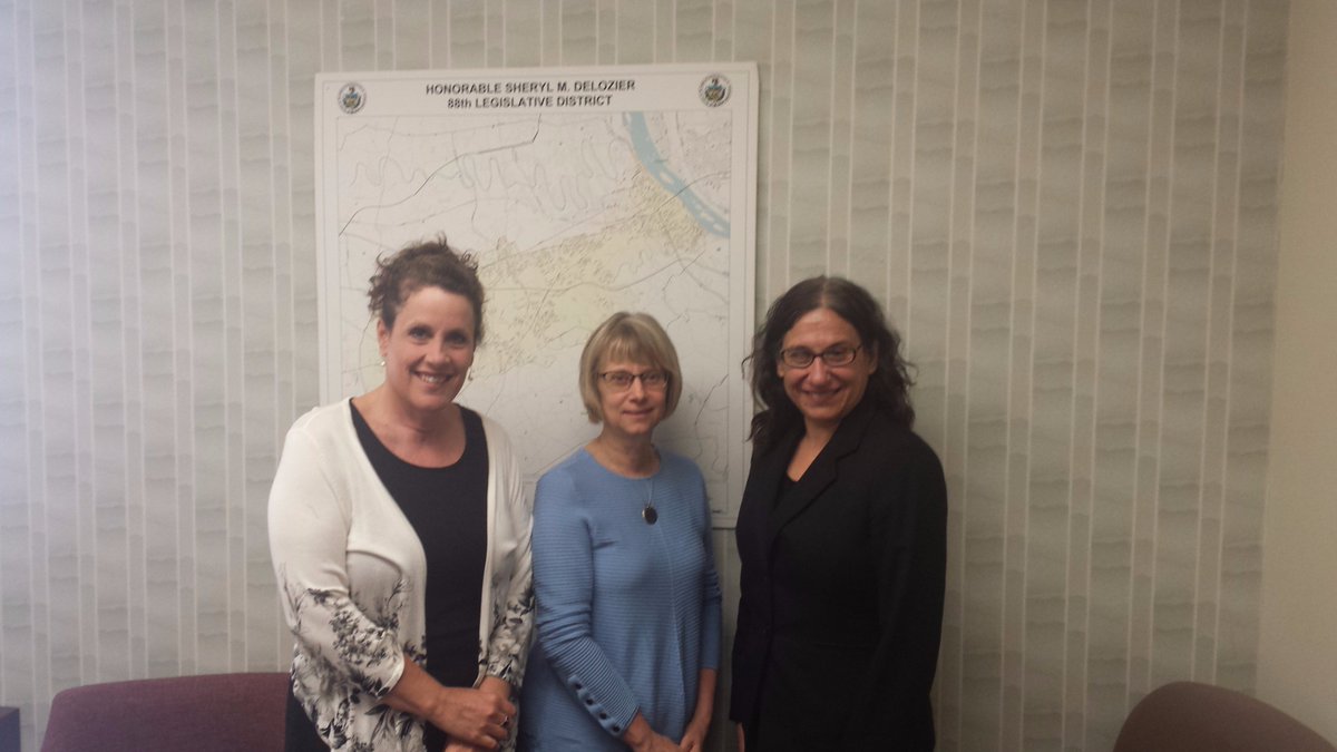StephMock2014's tweet photo. TY @RepDelozier 4 meeting w us to talk about early childhood care and ed! @PreK4PA @PennAEYC #ECE #iamprek #Actionday2017 https://t.co/g4kwarQHcQ