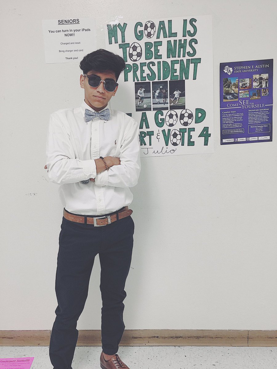 Julio1opez's tweet photo. It's simple. Please vote for me ☝🏽#NhsPresident https://t.co/gINBNz694o
