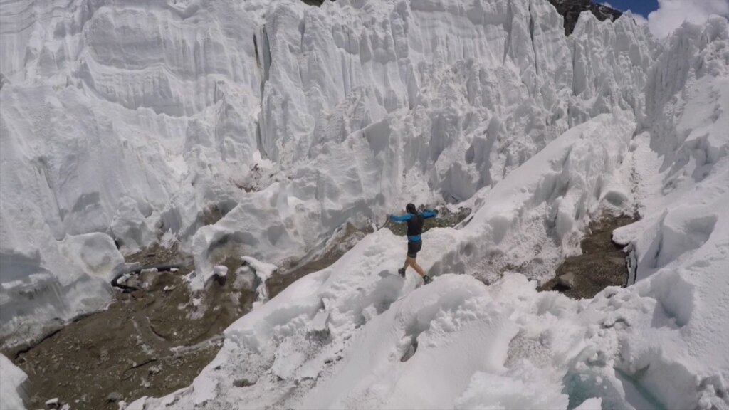 esport3's tweet photo. 🗻 @kilianj no es rendeix i ja torna a tenir els ulls posats en l'Everest
▶️ https://t.co/a5N1hxH2VE
#OurEverest https://t.co/8bPD1Zhjon