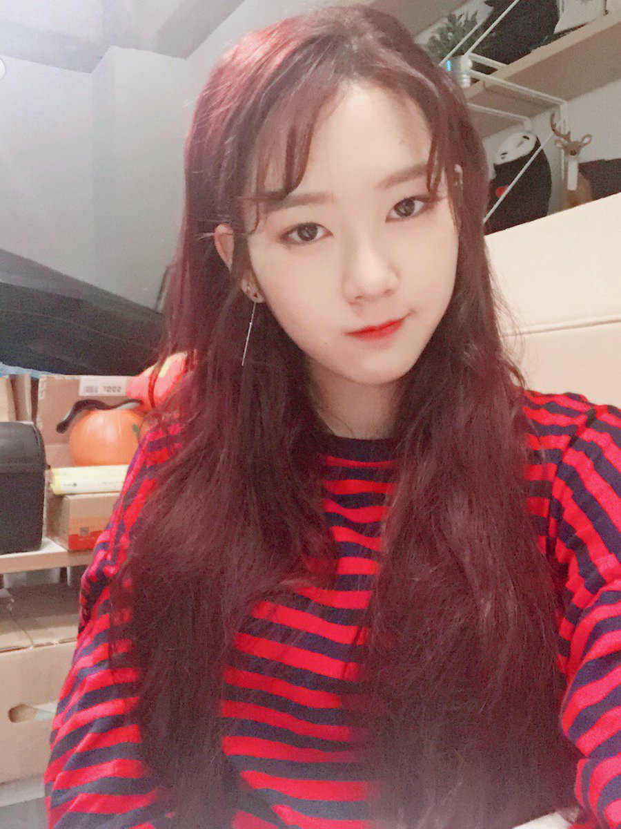 WM_OHMYGIRL's tweet photo. #오다주웠지호 #브이지호 #밤이지호 #이런지호!! #그냥지호
오늘 밤 좋은 꿈꾸시지홍홍🌙 https://t.co/luMQLZam2s