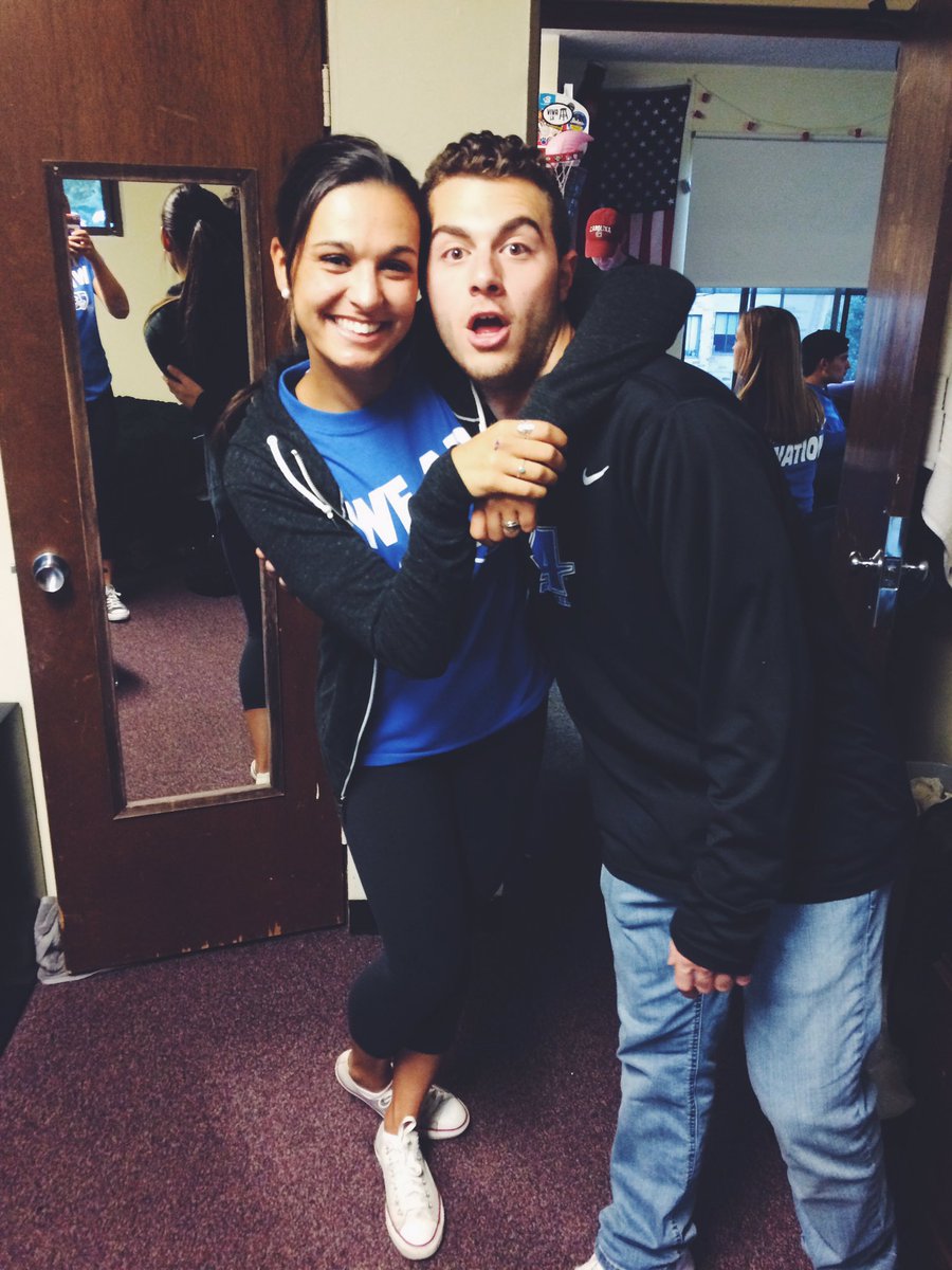 megmill15's tweet photo. BABY BRO IS 21!!! hbd to one of my favorites, love ya hick😈🎉🍻 https://t.co/cFbcNmTDK2