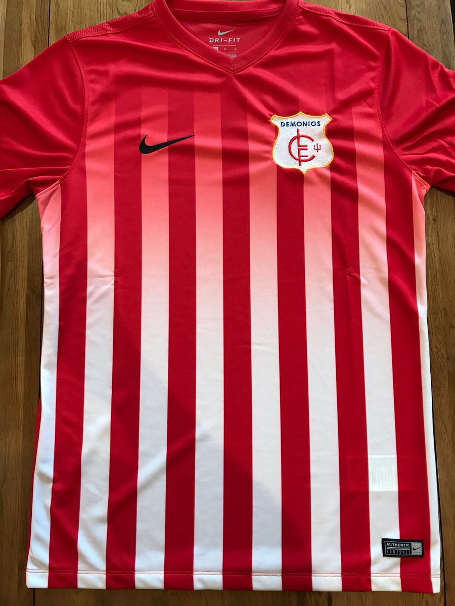 Linnettino's tweet photo. New kit has arrived! #FCLD https://t.co/eh9gAOmPfH