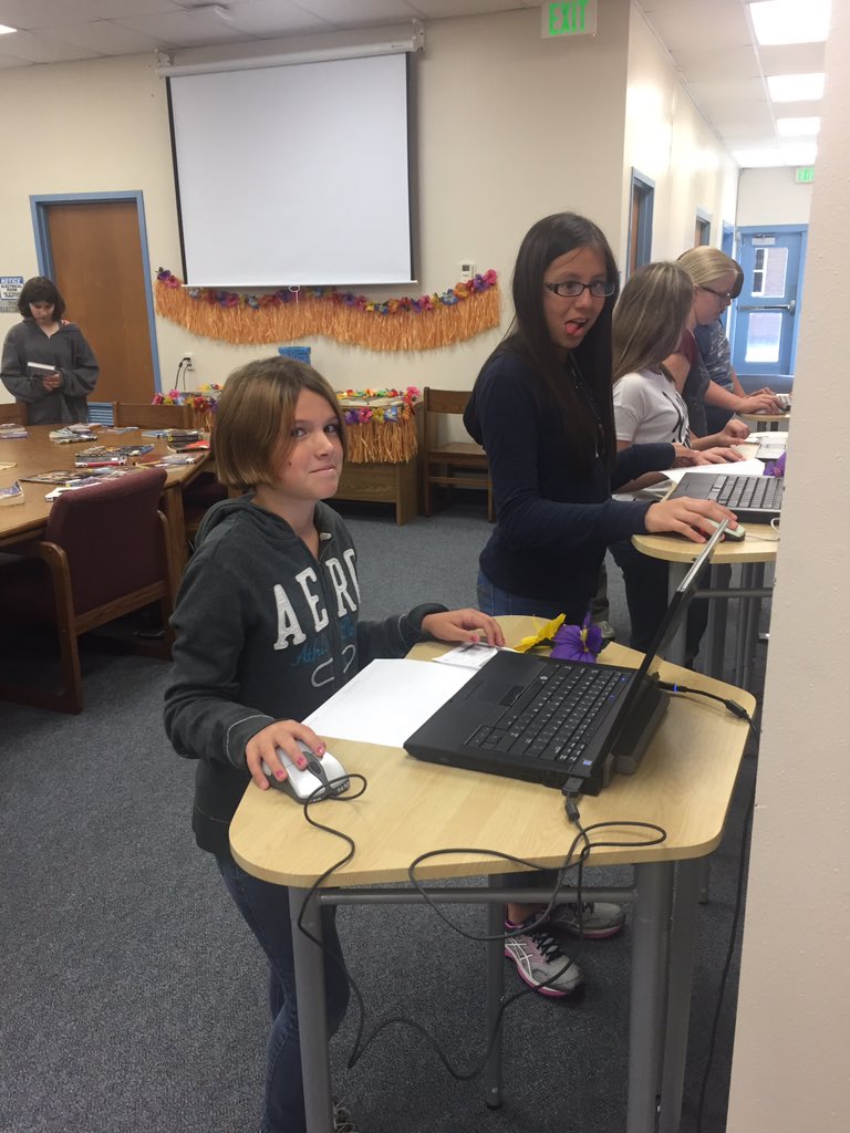 eileen_jenkin's tweet photo. @CSMS_Media @FLAnnScott Citrus Springs Middle is ready for the Summer Literacy Adventure! #csmsriseup https://t.co/EdPPrsK61G