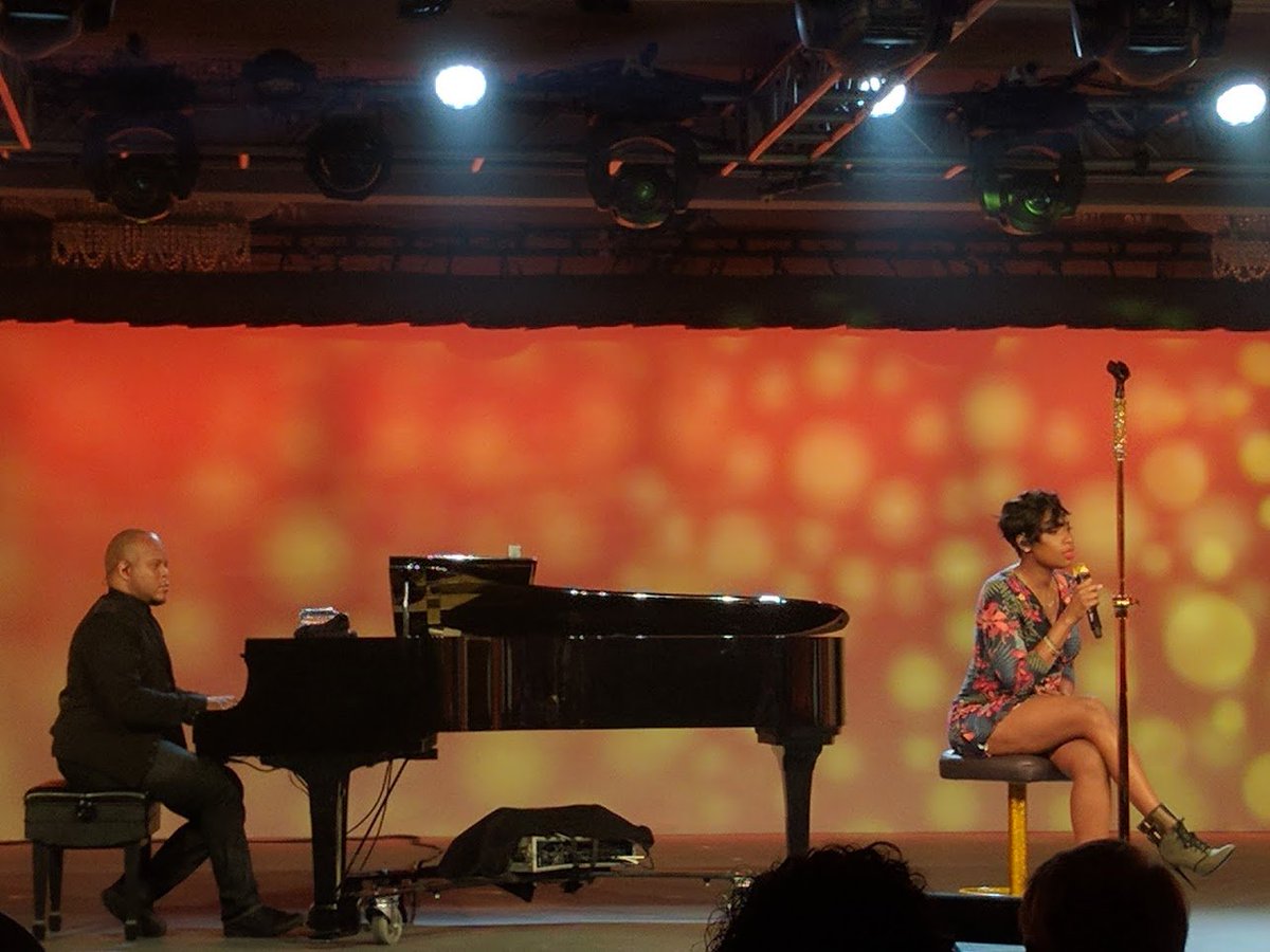 armand_ruiz's tweet image. Great party at #BestofIBM in #Hawaii last week - @davidwkenny @IAMJHUD @JanelleMonae