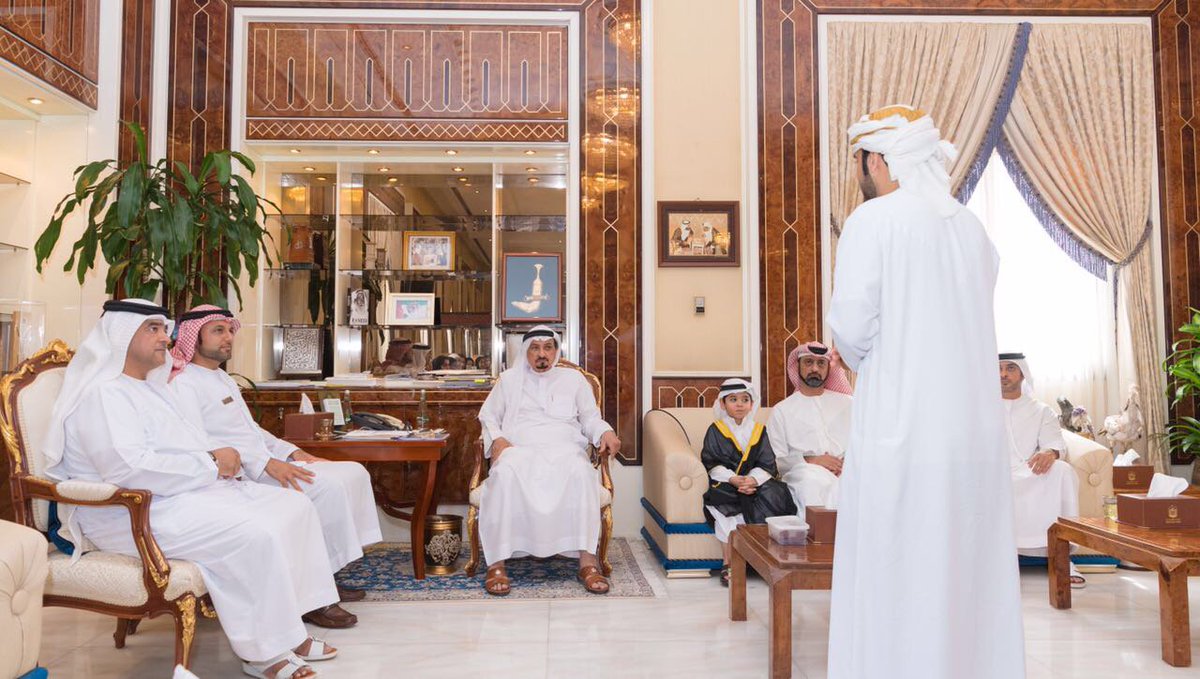 Muyasser's tweet photo. من لقاء برنامج #ALP4 لإعداد القادة مع حاكم #عجمان وبحضور الشيخ عمار ولي العهد وإشادة حاكم عجمان بمسيرة العمل الخليجي المشترك  #مجلس_التعاون https://t.co/V4gYOy3F2z
