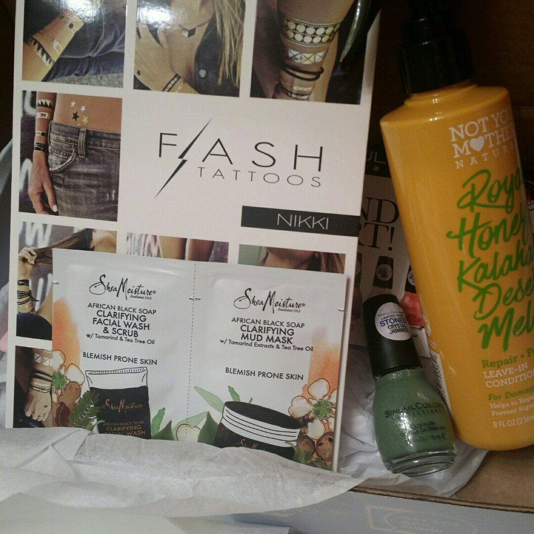 britty1331's tweet photo. Favorite # VoxBox from @Influenster so far! I cannot wait to test and review these products given to me free of charge! https://t.co/ydQUo4NUCz