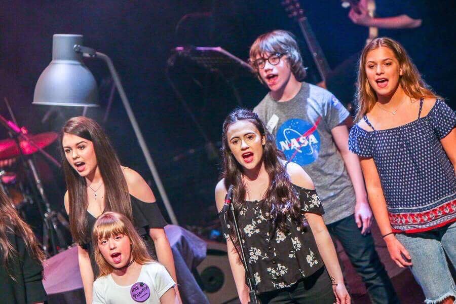 jazzymusic1's tweet photo. Such an honour and a privilege to share a stage with the incredible @racheltucker1 many thanks to @academyjh for making this happen https://t.co/coywZXHvUQ