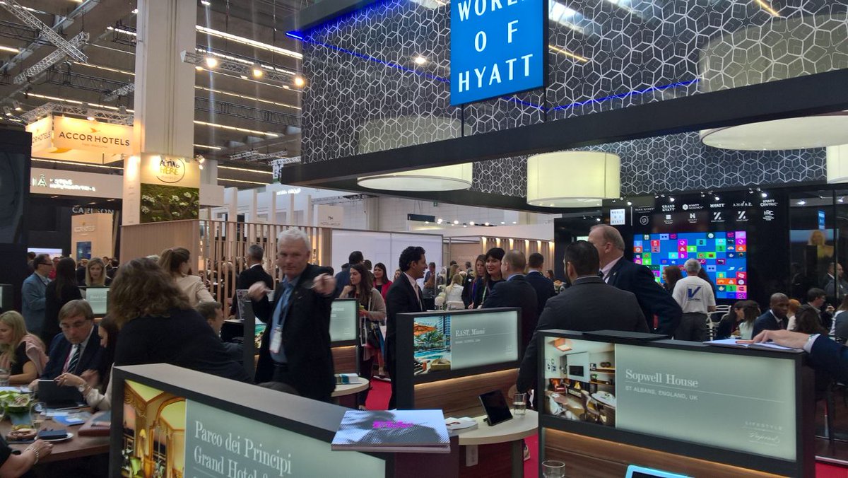 pitpop6975's tweet photo. IMEX, adesso! πͺπͺπͺπ€π€π€
#IMEX17 #pitpop #business #art #design https://t.co/J1N1nhQrTE