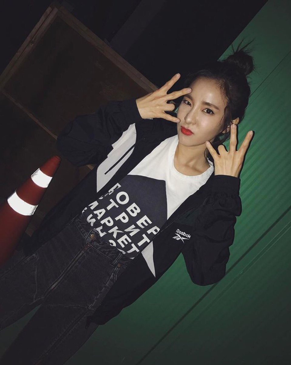 sandara park tweet media