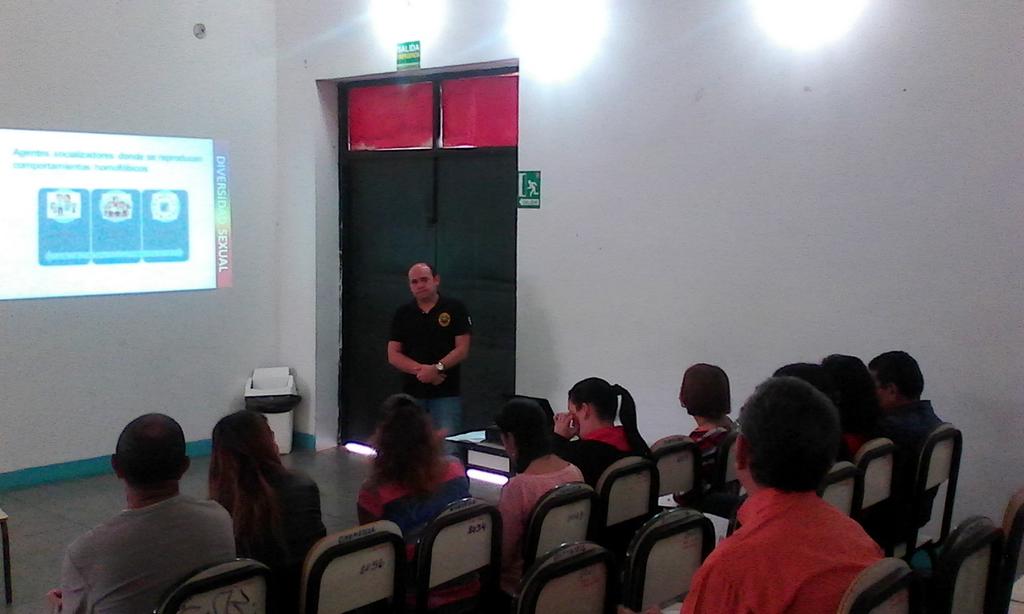 lobo_y2's tweet photo. @unefa_ve Núcleo Mérida participó en charla sobre integración de la Diversidad Sexual #igualdaddegenero, #UNIDIVE https://t.co/V8DyLr2A4B