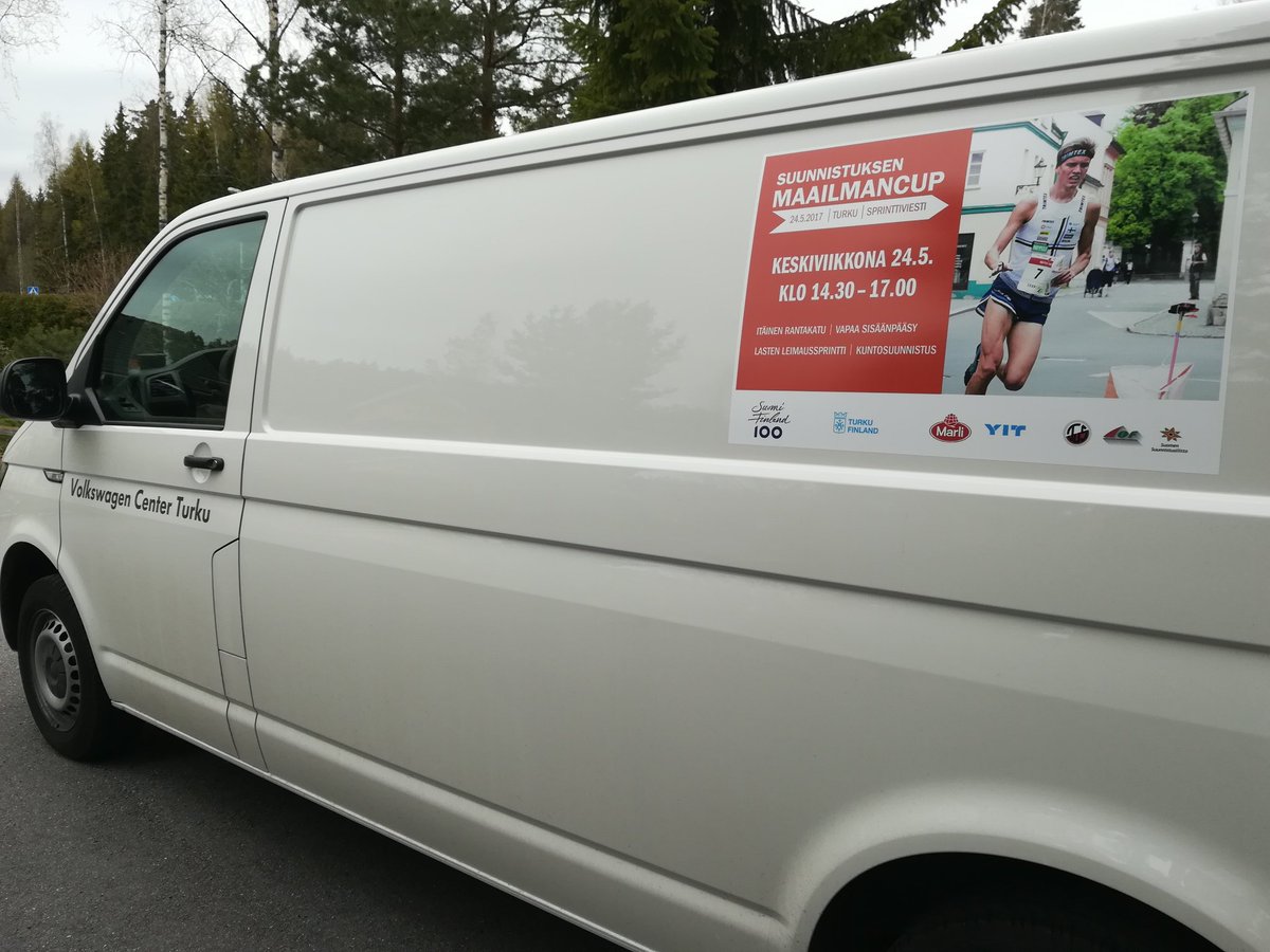 TuSTurku's tweet photo. Nyt on kuljetuskalusto kunnossa. Kiitos #Volkswagen Center Turku! #suunnistus #owcupfin #Turku @owcup2017fin https://t.co/kFHHa52o1N