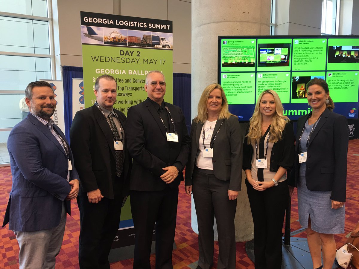 sdickersonsc's tweet photo. Excellent showing by South Carolina logistics companies at GA Logistics Summit #LogisticsSC #scpowerteam #blglogistics https://t.co/fyMtWVstXC