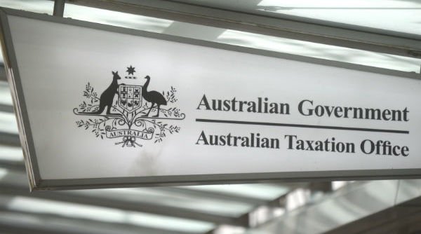 Julienne274's tweet photo. ATO "investigating" another outage as accountants rage on social media https://t.co/SRLPHrAOqa https://t.co/IboavuSyf6