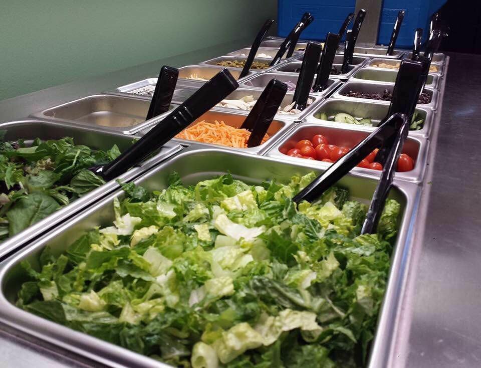 NatJuiceCafe's tweet photo. Unlimited Salad Bar - Over 20 fresh items and Housemade Dressing.  Always Gluten Free and Vegan Friendly.  #eatrealfood  #halleats https://t.co/aT3D0QhpkV