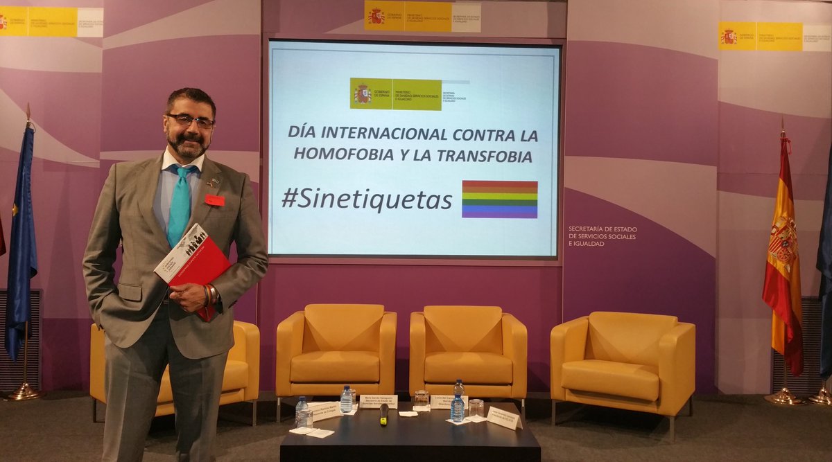 DiversityCons's tweet photo. Dia Mundial contra la Homofobia /LGBTFobia GRACIAS !!  @FELGTB @ColegasLGBT @europapress @Iberia @fitur_madrid @LibertadFMradio @lavozlibre https://t.co/bfIB6pIcdk