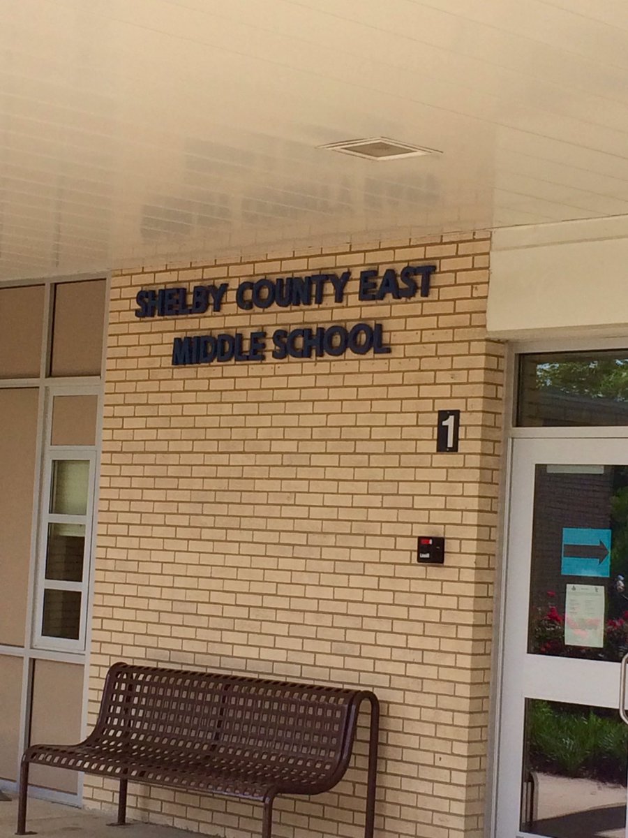 SCHS_CCC's tweet photo. #SCHSClass2017 #GradWalk Last Stop @EastMSMissiles @Rocket_Guidance @RocketPrincipal @shelbycountysch https://t.co/sN4kS89ooz