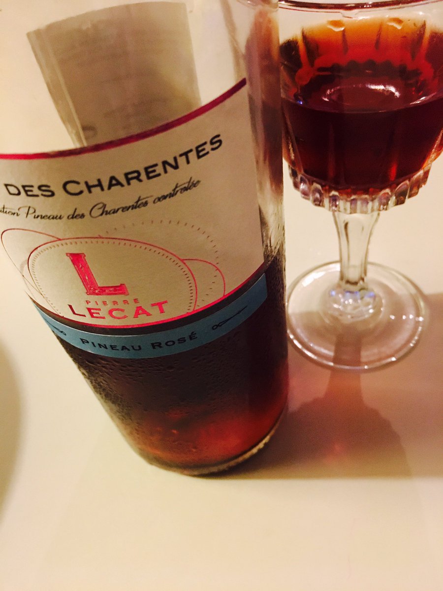 LiciousDrinks's tweet photo. The very best! Pineau rosé van Pierre Lecat, worth a try!
#qualityinabottle #pineau #pierrelecat #pineaudescharentes #apero #pineau https://t.co/GqjRq9FDjp