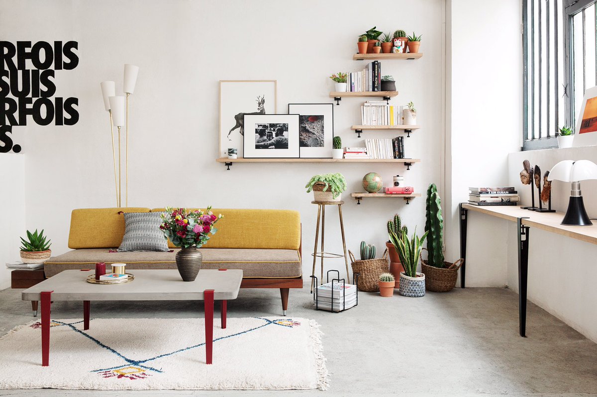 KANNDESIGN's tweet photo. La banquette BiBack Dans le dernier catalogue de nos amis @tiptoedesign . Nice shot les amis!
#kanndesign #tiptoe #daybed #design #paris https://t.co/LfmmnlG6FB