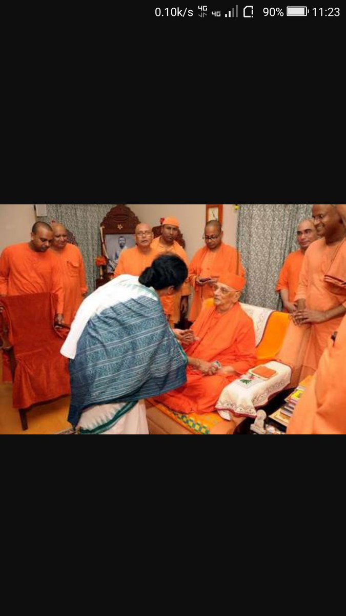 CriticalBengali's tweet photo. @vicksy_goel @MamataOfficial Didi is Hindu Brahmin but a true secular like Vivekananda &amp; Ramakrishna.
But BJP-Bhakts r blind, they always search Muslim in Mamata. https://t.co/QruoyW1bpf