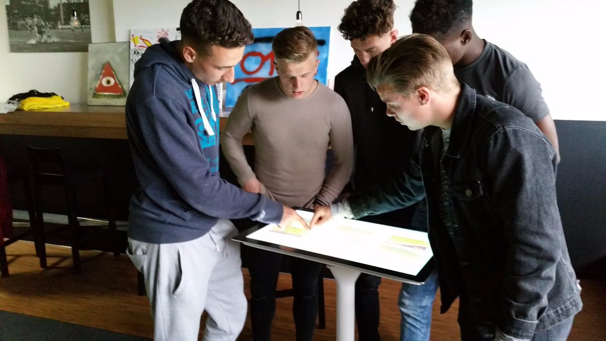cssbreda's tweet photo. Beeldende Teamtraining bij NAC O19: leerzaam, vernieuwend en 'voorspellend'
#CSSBreda #NAC #BeeldendTrainen #Werkplekleren #Ookvoorsporters https://t.co/7yAoAfRsDR