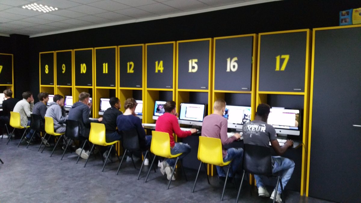 cssbreda's tweet photo. Beeldende Teamtraining bij NAC O19: leerzaam, vernieuwend en 'voorspellend'
#CSSBreda #NAC #BeeldendTrainen #Werkplekleren #Ookvoorsporters https://t.co/7yAoAfRsDR