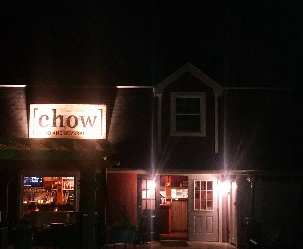 JP7266's tweet image. Thanks to everyone who came out to @chowfoodandbev last night! Had a blast #chowingdown &amp;amp; breaking in the patio with @2RoadsBrewing  brews.