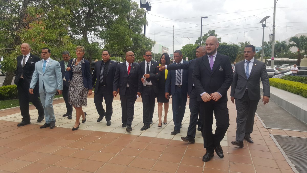diputadosprm's tweet photo. Nos encontramos en la @ProcuraduriaRD @Farideraful @Pachecoalfredoo @diputadofidel @FidelioDesprad @EliasBaezD @WandyBatista @warnaudbisono https://t.co/x3e2xry7QT