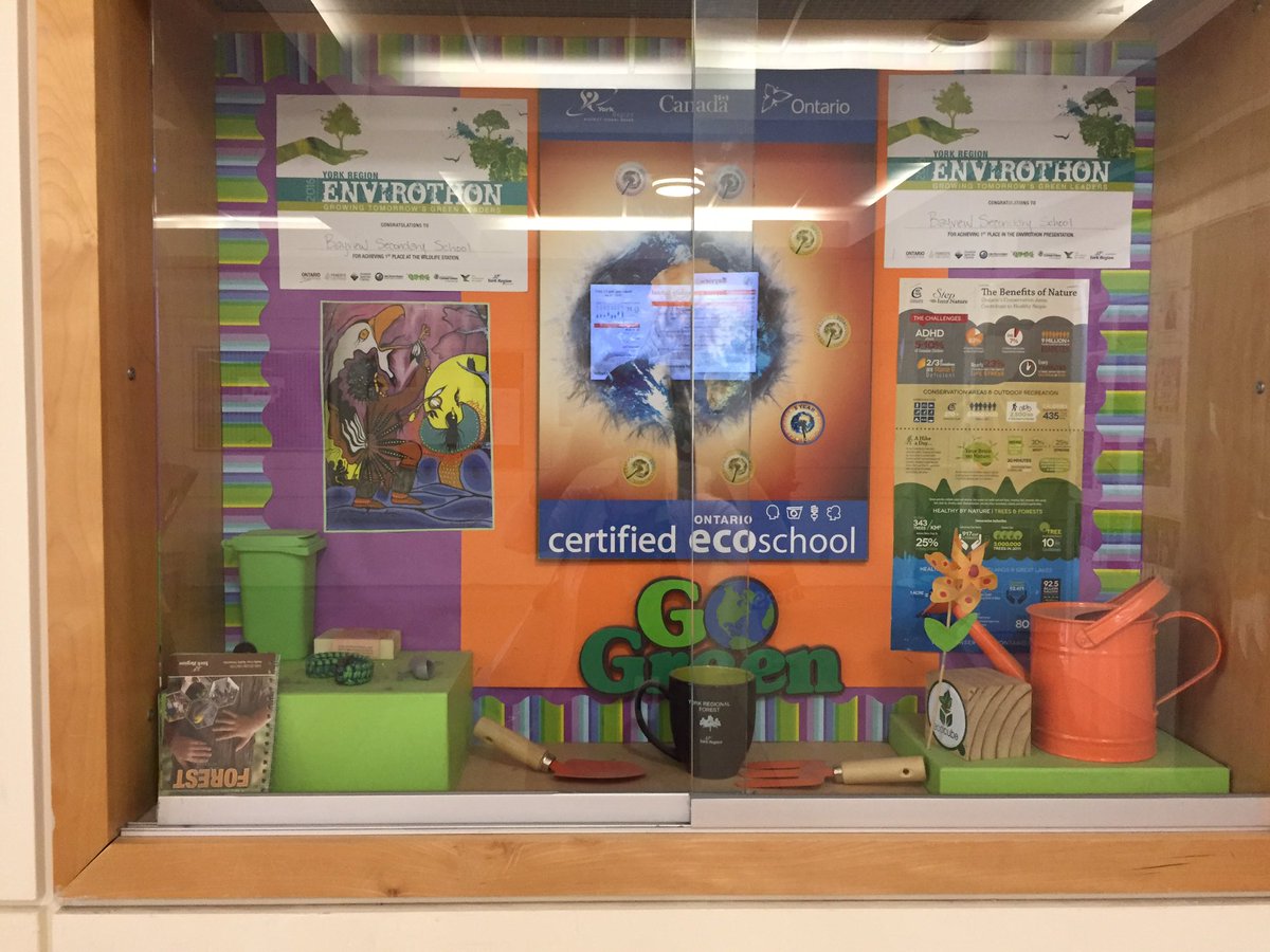 YRDSBEcoSchools's tweet photo. Problem posed to EcoTeam "How do we minimize plastic water bottles at Relay for Life?" Challenge accepted!! @bss_ecoteam @YRDSB https://t.co/tVPHmrPF69
