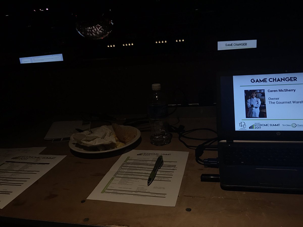 TriCitiesCoC's tweet photo. Backstage at #tccsummit @HardRockCasinoV https://t.co/LmoZ5Z2Hhs