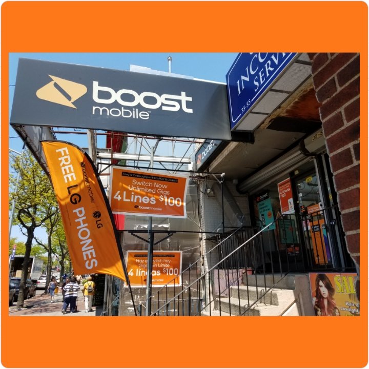 Boost_Diego's tweet photo. #JunctionWireless spreading the word about the #bestfamilyplanever 🆓📲📈🙌 #SwitchHappens #unlimitedgigs #TeamCernadasNYC @JonHorovitz1 https://t.co/RtO4btXJIm