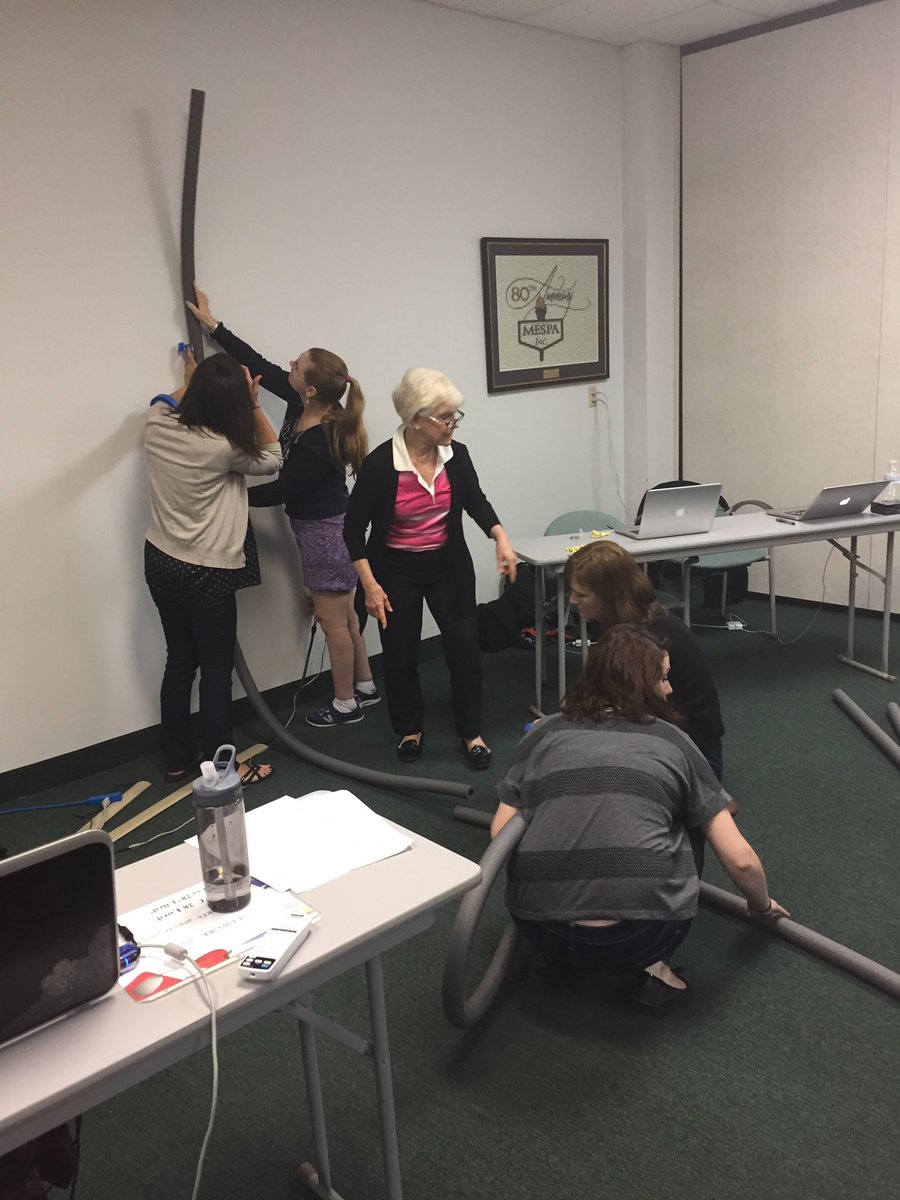 sarahkyriazis's tweet photo. Design Challenge #makerspace academy @avcollaborative #maedu #matechchat @CESCasey @CESCasey https://t.co/pK4bQPlKSX