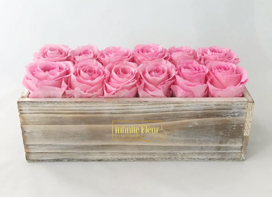 InfiniteFleur's tweet photo. Pure love and sweetness that last for over a year! #InfiniteFleur #Wedding #InfiniteFleurMoment #ArtisanBox #WeddingWednesday #Bride https://t.co/uYmsgjEqYQ