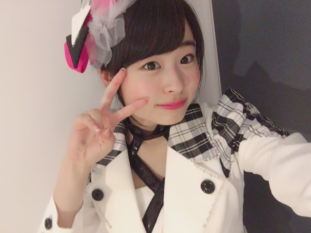 osu_ayaka's tweet photo. 明日はいよいよ卒業LIVEです。
約4年間過ごしてきただいすきなOS☆Uとして、だいすきなメンバーとだいすきなみなさんに見てもらえるステージに立てるのは、明日が最後です。

最後のLIVEにこにこいっぱいしようね。☺︎💓
来てくれる方よろしくおねがいします🐢🐢💗
おやすみなさい🌛 https://t.co/bBA0JG5COI