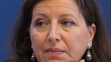 FChretienne's tweet photo. La nouvelle ministre de la Santé Agnès #buzyn est favorable à l’#euthanasie https://t.co/LIDwoSNLve https://t.co/EY7ibfL2ia