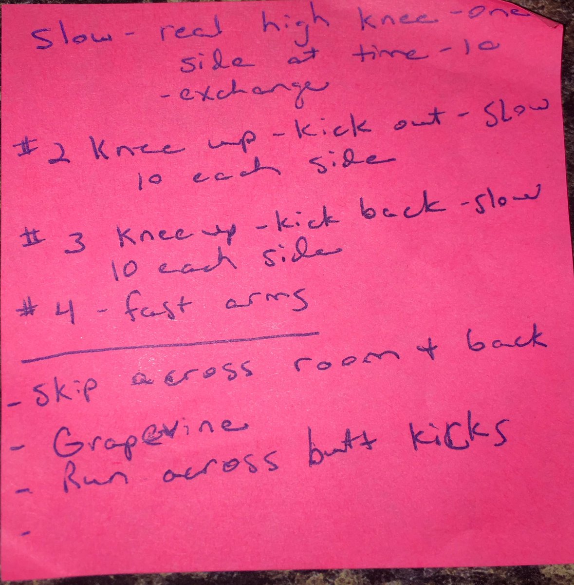 bensbrewing's tweet image. The things you find on the floor in a bar. 

#fastarms #buttkicks