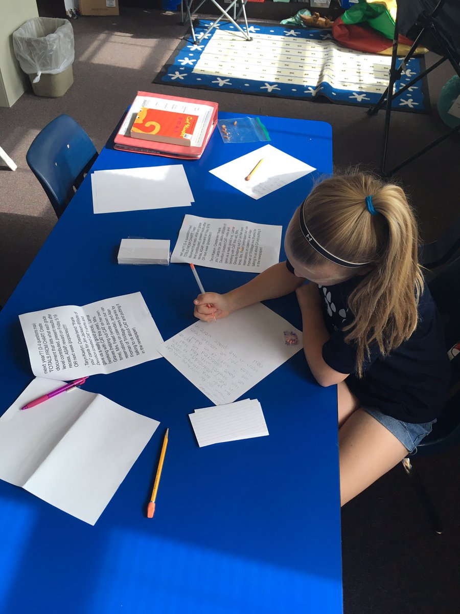 ghcsd_cat's tweet photo. Phase 5 Partner Appreciation creating thank you cards and encouraging notes to Heart2Heart clients #nowastewednesday @LeesTracie @JRCallif https://t.co/9Js1UEz0Rq