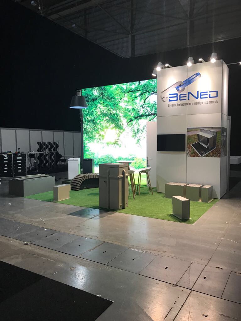 BeNed_BVBA's tweet photo. Beurs opbouwen - "Dag van de openbare ruimte" - in de Mecc te Maastricht - Stand 7.08 - 18 mei 2017! https://t.co/x75D4EFUPU