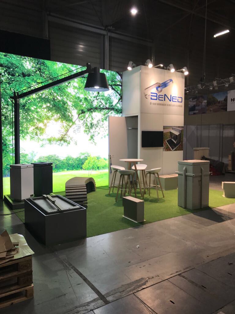 BeNed_BVBA's tweet photo. Beurs opbouwen - "Dag van de openbare ruimte" - in de Mecc te Maastricht - Stand 7.08 - 18 mei 2017! https://t.co/x75D4EFUPU