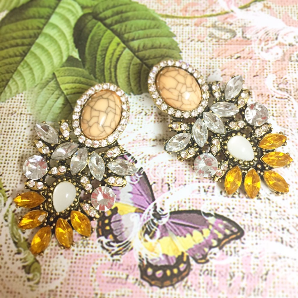 seescribeconb's tweet photo. 😍NOVEDADES EN WEB 😍
Además durante toda la semana los pedidos de más de 10€ tendrán envío gratis!! Aprovecha!! 
👉🏻https://t.co/3QRECmirAG👈🏻 https://t.co/8tYe73XiaM