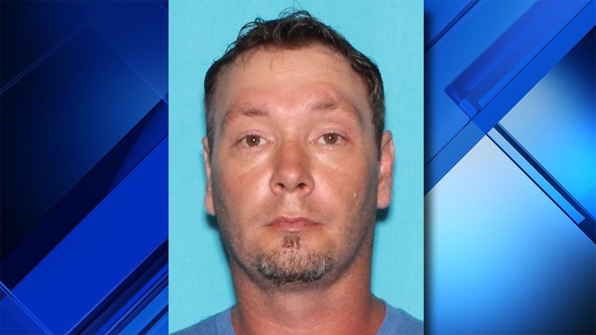 Police search for suspect who put hidden cameras in Keys' women's bathrooms bit.ly/2qrN36q https://t.co/LA3RUUobbz