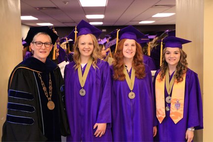 ButlerCC's tweet photo. Real OG's! Order of the Gold recipients for Spring 2017! #fourpointO #college More pics on our FB!  https://t.co/lgh1tQGRLA https://t.co/U4HUmlVObu