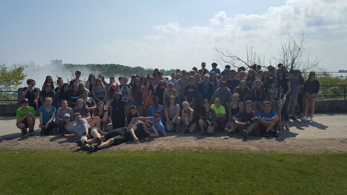 oakridge_music's tweet photo. Music takes on Niagara Falls for Nationals!! Enjoying the sites before we compete. @oakridge_ss https://t.co/L06YRund5K
