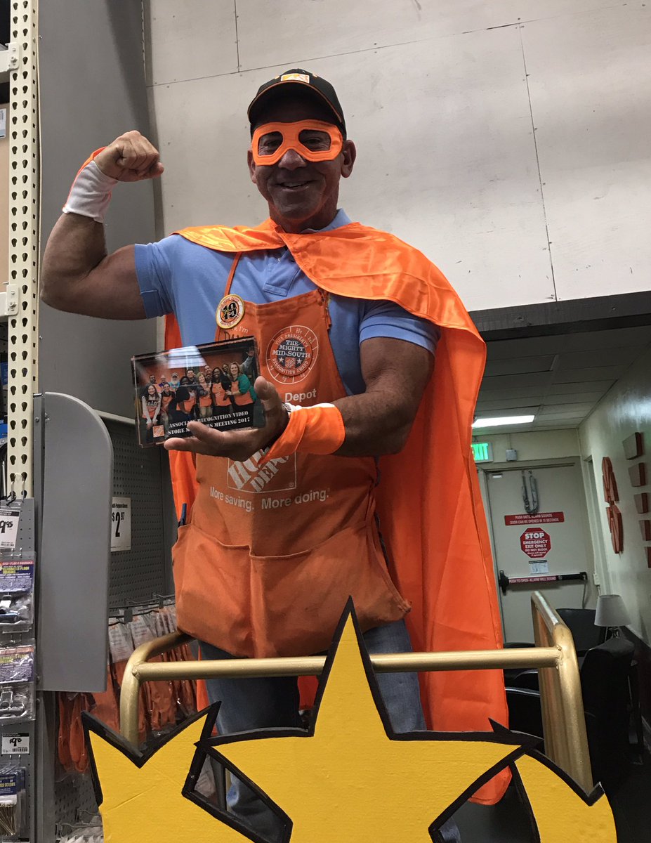 MattMattiace's tweet photo. Midtown's Mightiest Hero! Thank you Danny for all that do everyday all day! @Danny_THD @hollytate122 @garydemarinis @ChrisBergHD https://t.co/3Dxot2omoI